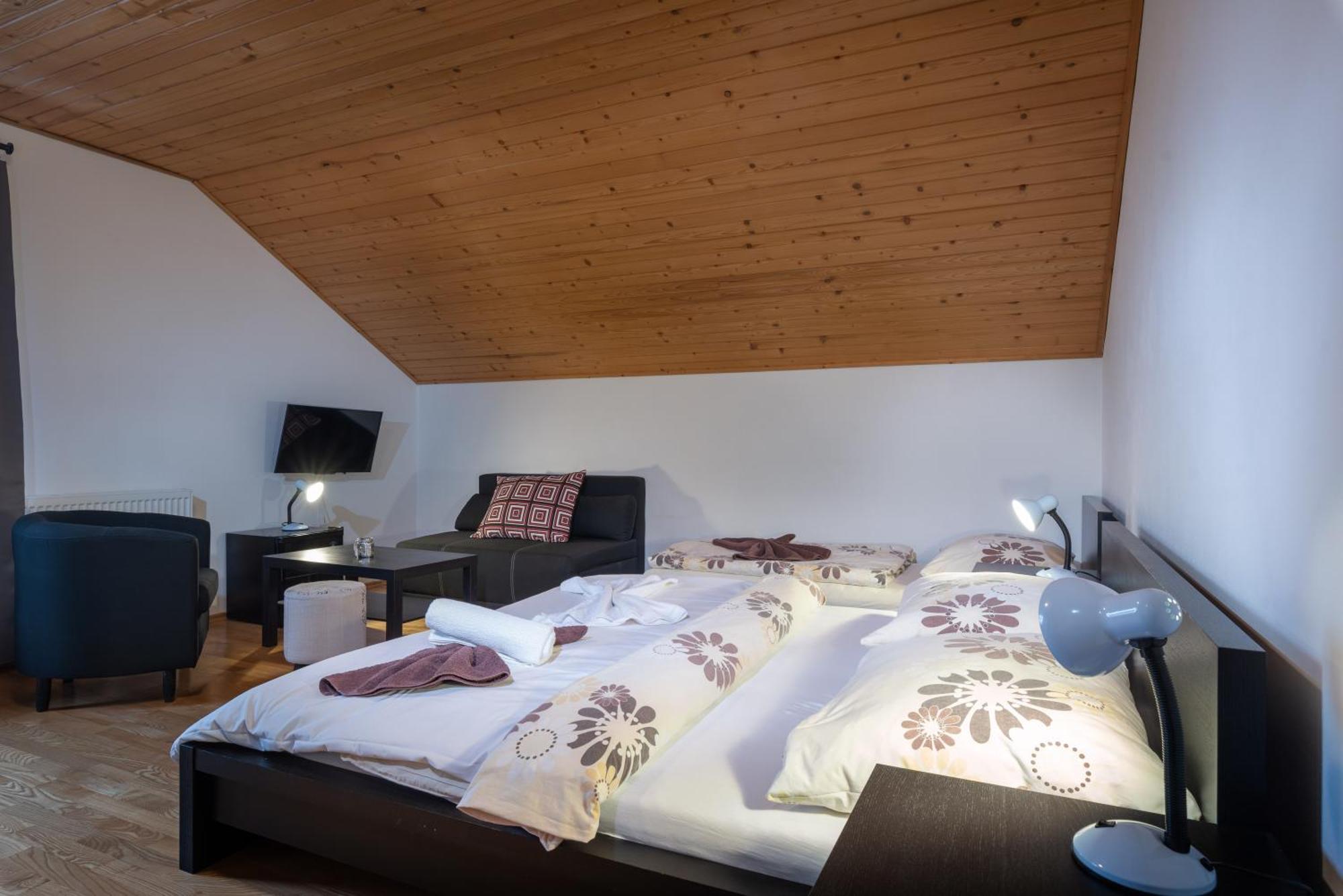 Vila 27 Bešeňová Exteriör bild